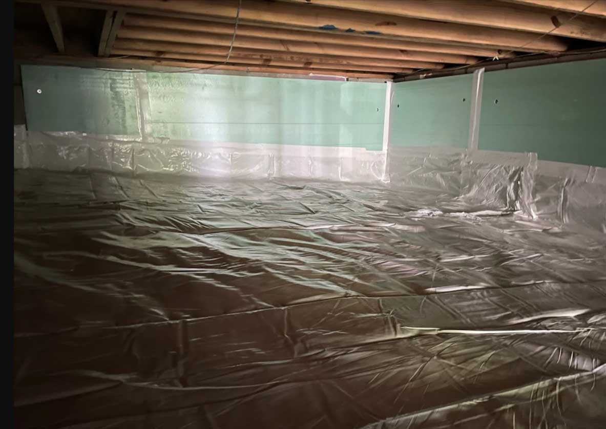 Insulated crawl space under home